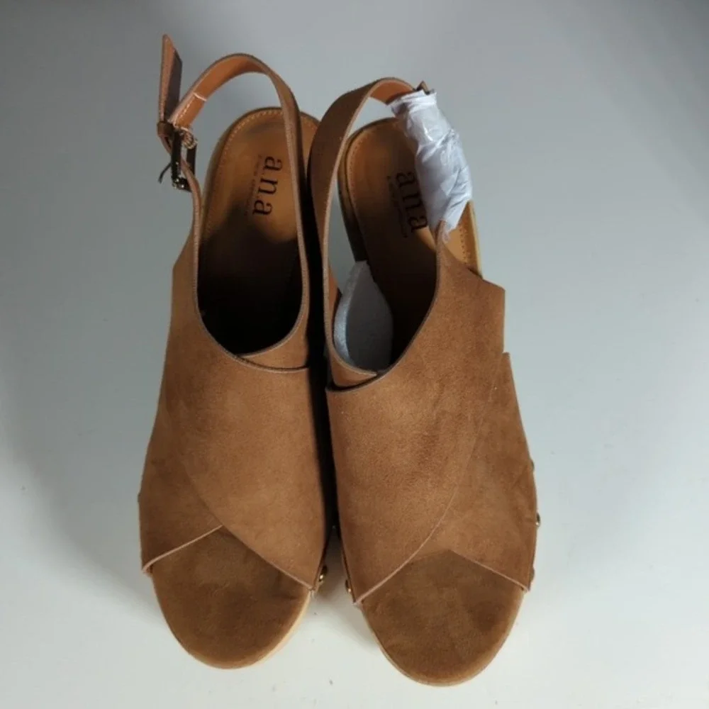a.n.a. Women' s Downy Wedge‎ Sandals 8.5M Camel Color NEW 4.5 In Wedge Y2K 90s